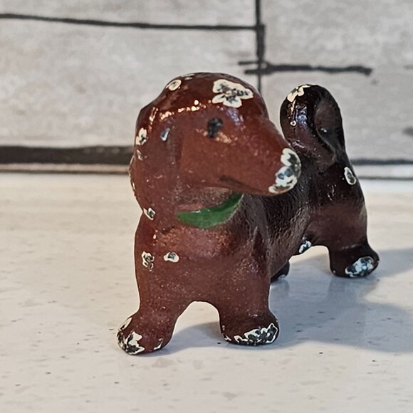 Antique Hubley Cast Iron Dachshund Dog Miniature Figurine - Picture 2 of 6